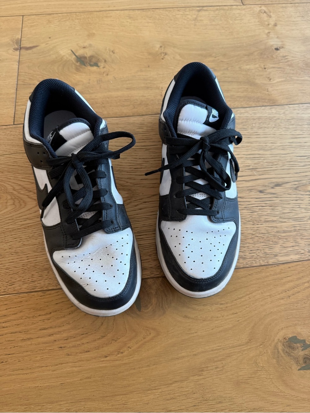 Nike pandas Black & White Low-Top women’s Sneakers